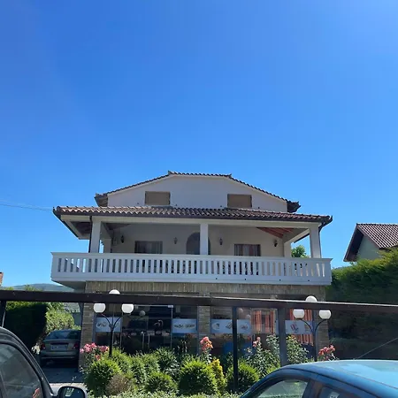 Anthony&amar Вилла Берат